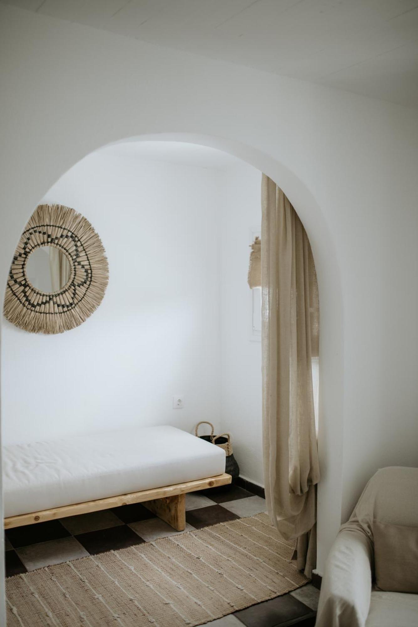 Yi & Thalassa Living By Khi Kythnos Exterior photo