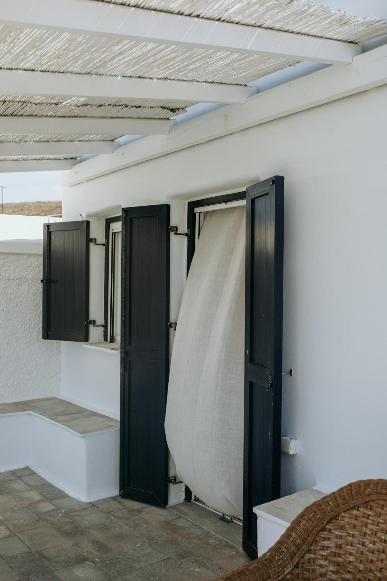 Yi & Thalassa Living By Khi Kythnos Exterior photo