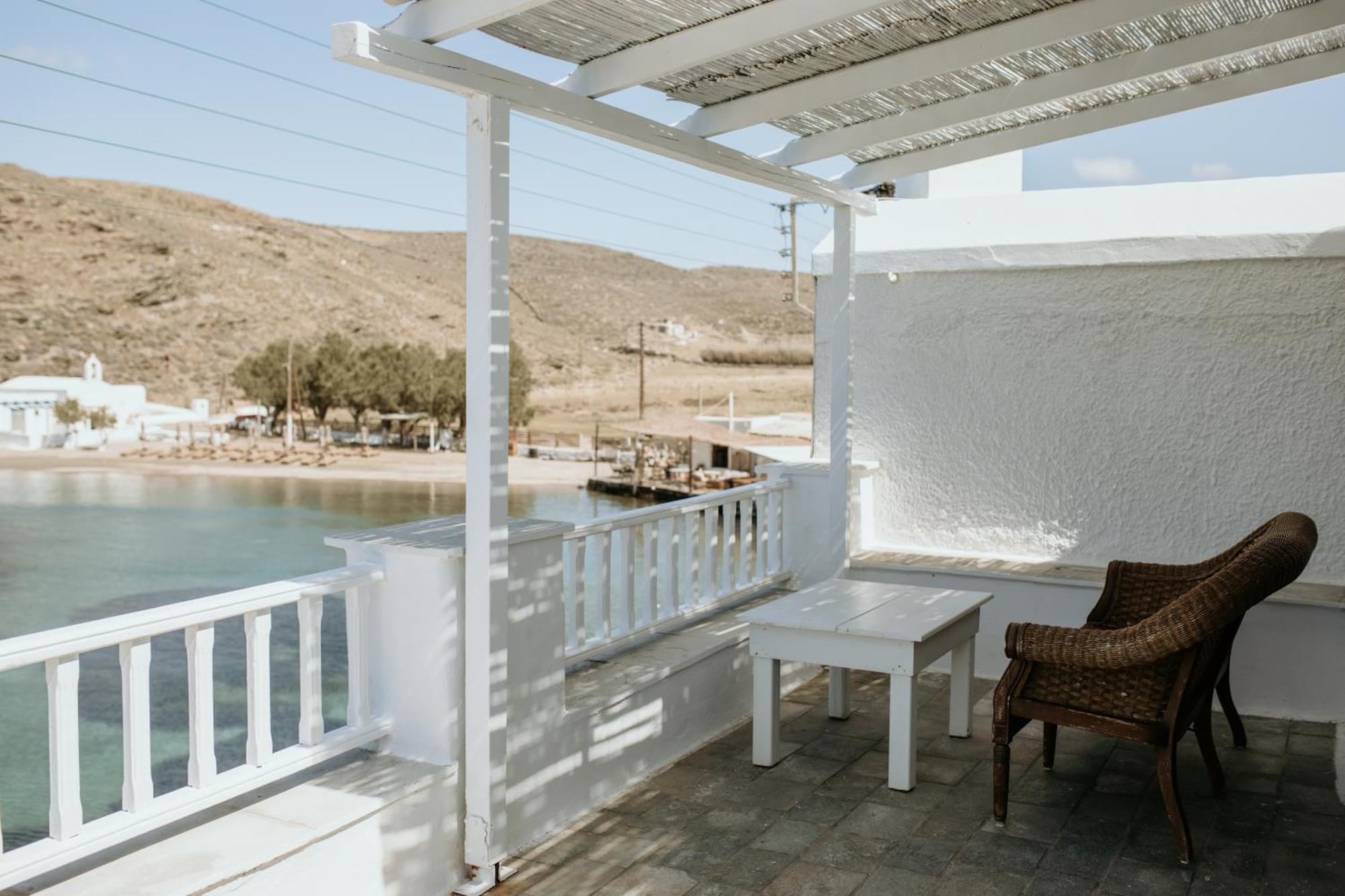 Yi & Thalassa Living By Khi Kythnos Exterior photo