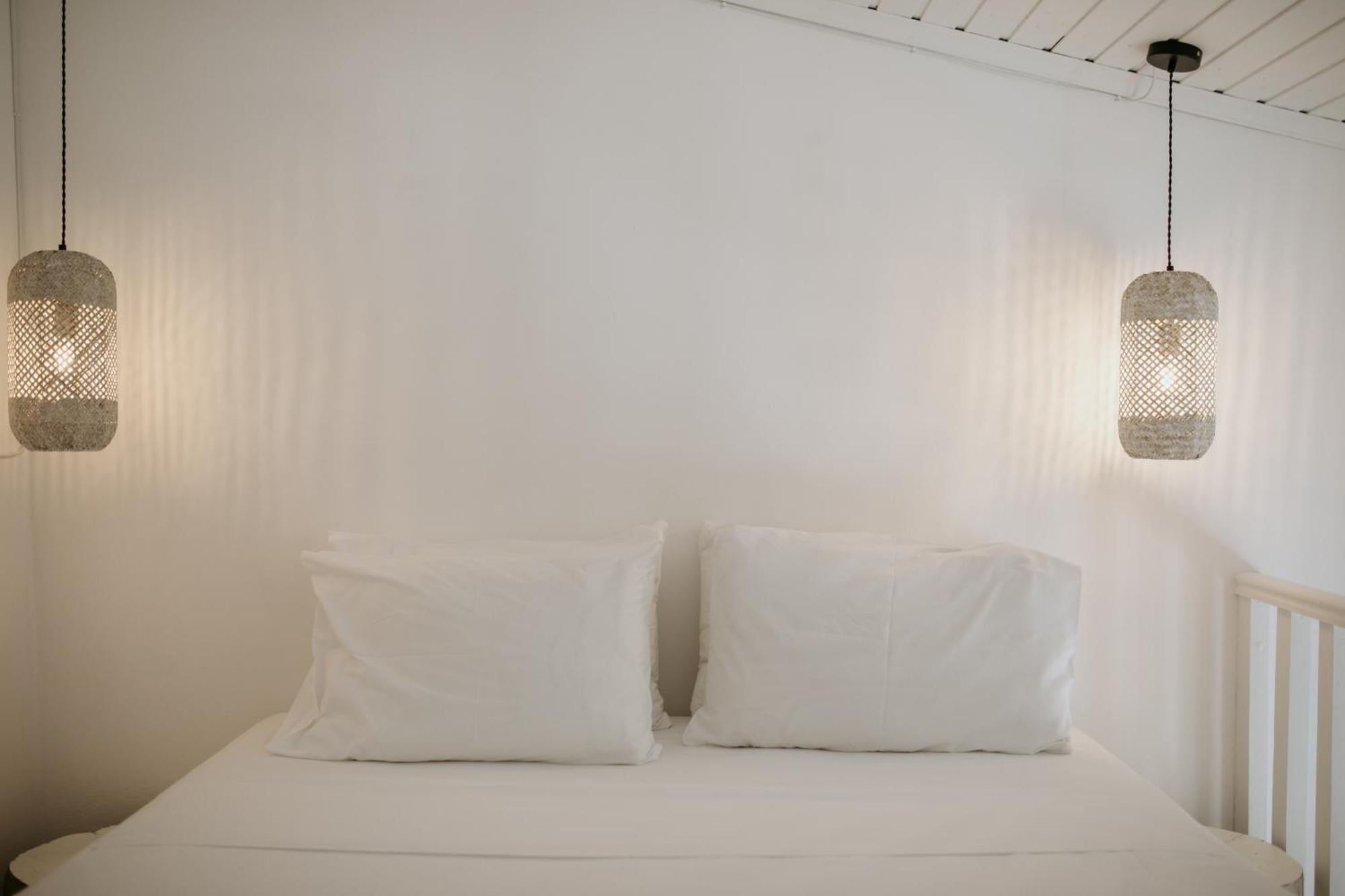 Yi & Thalassa Living By Khi Kythnos Exterior photo